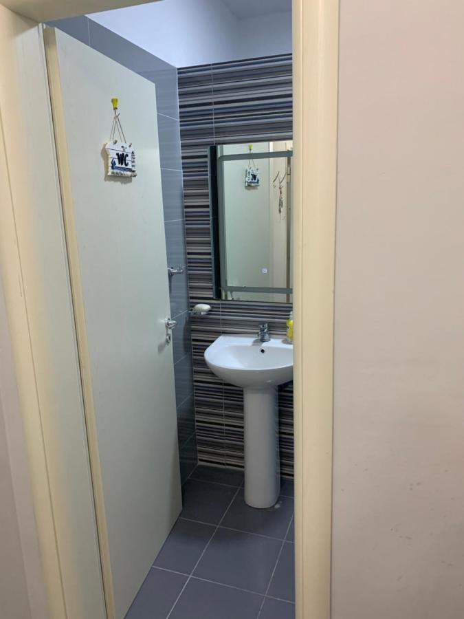 Apartament Klea In Strandnaehe Toplage Durres Ngoại thất bức ảnh